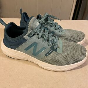 New Balance Women’s Fresh Foam Sport V2 Storm Blue Sneakers Size 11